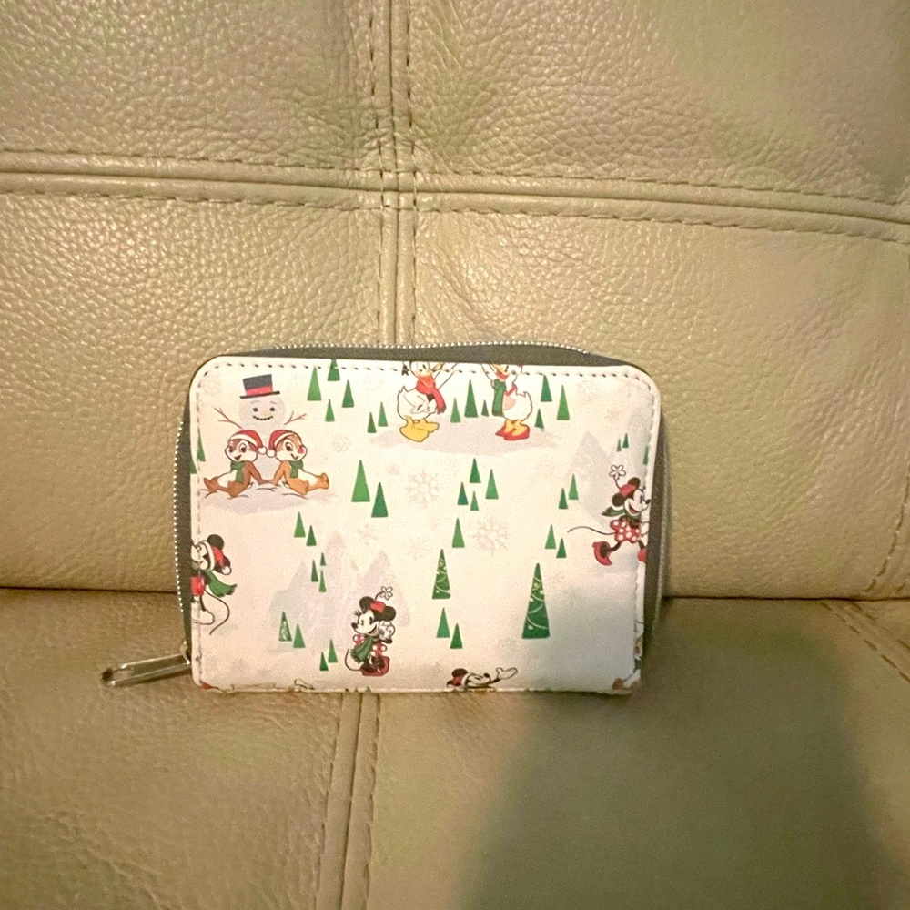 Disney loungefly Mickey and Minnie snow friends wallet